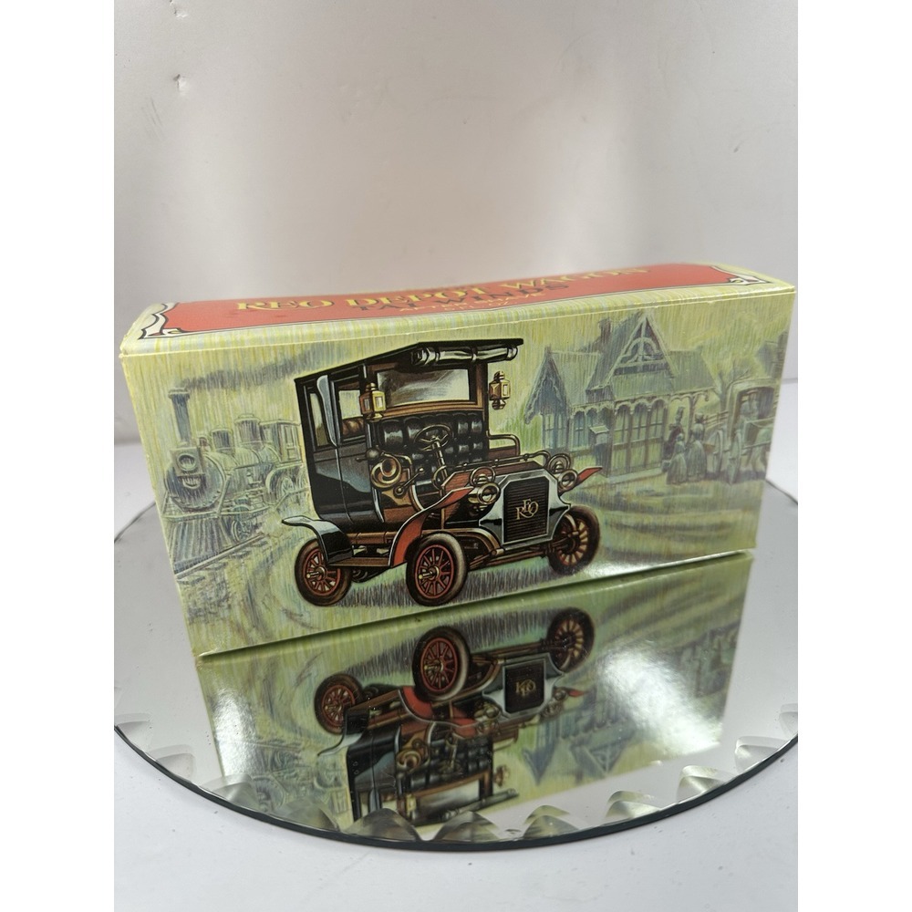 Vintage Avon Reo Depot Wagon Tai Winds After‎ Shave 5 fl. oz Full with Box
